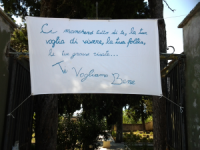 In migliaia per l’ultimo saluto a Vincenzo