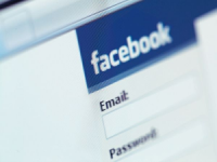 Denuncia l’amico per accesso abusivo al profilo Facebook, ma…