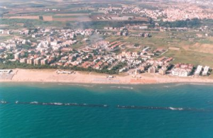 Turista 65enne rischia di annegare a Campomarino