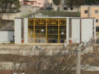 Il vento “spoglia” la palestra di Frosolone