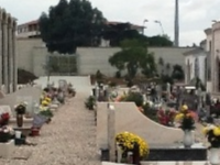 Cippo funebre, due rinvii a giudizio