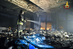Ex Roxy in fiamme, nessun danno di rilevo alle strutture