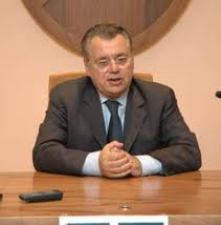 Iorio: “Analogie tra me e Berlusconi”