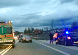 Si schianta contro il guardrail e distrugge la Ferrari