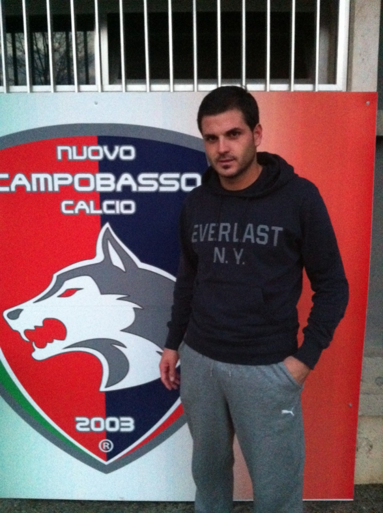 Di Vicino firma. Pignalosa declina l’offerta