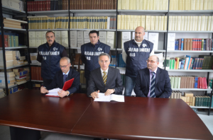 Percepivano le indennità senza erogare il servizio, bufera sulla Sanità