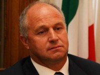 Primo giorno da sindaco per Antonio Battista