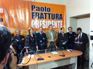 Elezioni, Frattura rinuncia al riconteggio