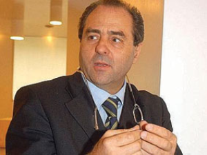 Di Pietro: “Iorio non faccia ricorso, mantenga la parola data”