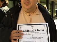 Docenti di strumento musicale in rivolta