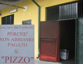 Bojano, Club Molise in fiamme perchè i titolari non pagano il pizzo