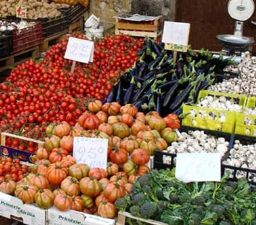 Ambulanti in centro, da martedì tolleranza zero