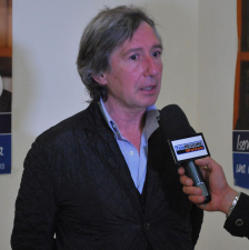 L’ago della bilancia: “Chi vuole il mio voto dovrà meritarselo”