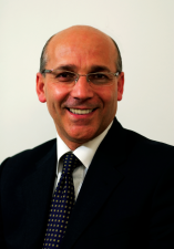 Sanità, “le risorse destinate alle strutture private vadano agli ospedali pubblici”