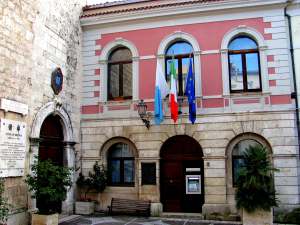 Crisi a Palazzo San Francesco, FdI-An contraria a larghe intese