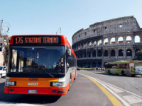 Palpeggia moldava sull’autobus. Molisano arrestato a Roma