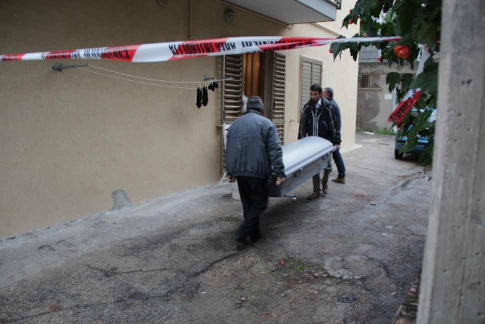 Orrore a Vasto, massacrata coppia di anziani