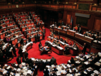 Parlamentari assenteisti, il Cavaliere “molisano” nella lista nera