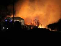 Incendio tra Ferrazzano e Mirabello, distrutto un casolare