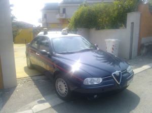 Rapina all’ora di chiusura, panico alle Poste