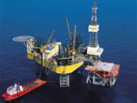 Superpiattaforma al largo della costa molisana