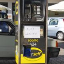 Ancora un furto al distributore di benzina, scassinata la colonnina del self-service