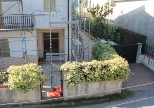 Morto l’operaio caduto dal ponteggio a Roccaravindola