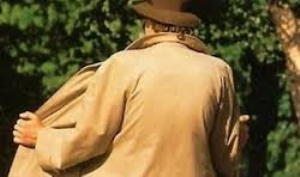 Denunciato uomo che si masturbava in stazione