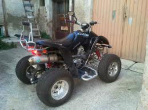 Si ribalta col quad, grave 37enne