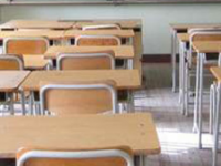 Scuole chiuse per neve, gli istituti possono recuperare le lezioni perse