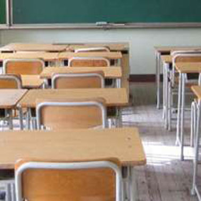 Scuole chiuse per neve, gli istituti possono recuperare le lezioni perse