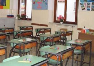 Busso, torna la vecchia maestra e gli alunni disertano le aule
