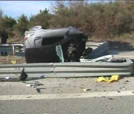 Smart si ribalta sulla Trignina, ragazza in prognosi riservata