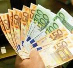 Operazione “Dea bendata”, denunciati cinque truffatori