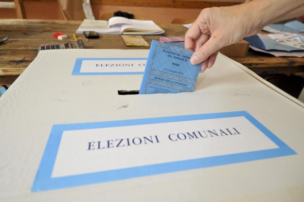 Elezioni del 25 maggio, i grillini denunciano il ‘pasticciaccio’