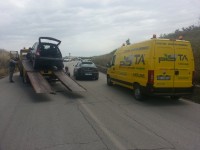 Auto esce fuori strada sulla Sp 167, 5 feriti. Grave una neonata