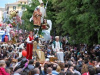 Misteri, scannett’ allert’ si parte, in serata concerto degli Stadio