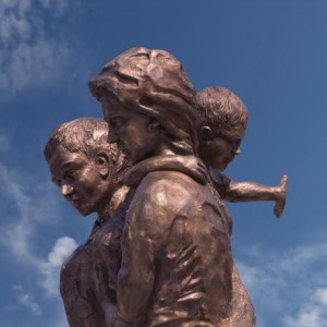 monumento agli emigranti agnone città