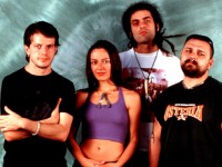 Saltano gli Elio e le Storie Tese, arrivano i 99 Posse