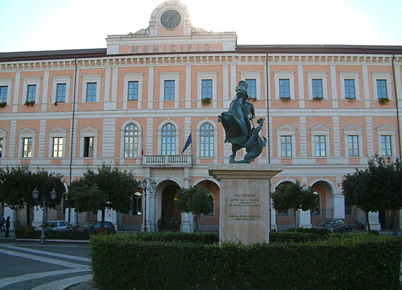 Campobasso, elezioni comunali: Idv “spendacciona”