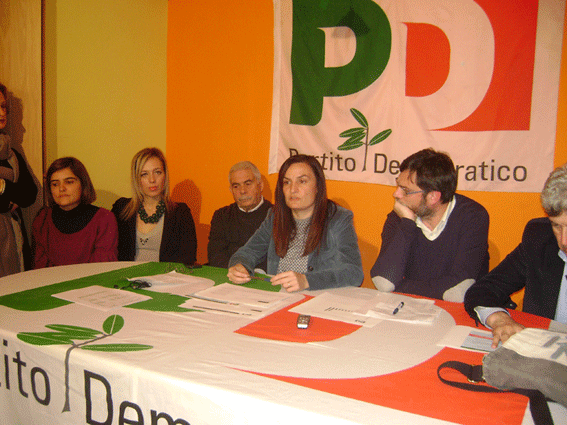 Pd, Fanelli schiera le truppe