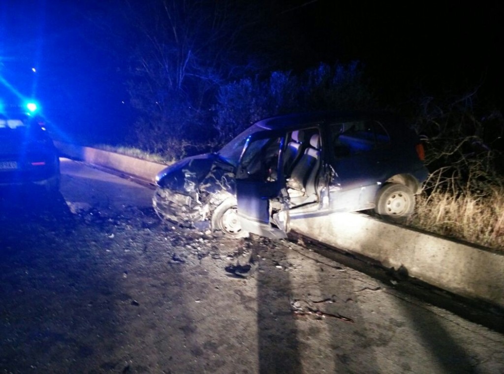 Violento frontale sulla Sp 40, feriti due coniugi di San Martino