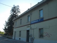 Lancia sassi contro il treno, rumeno denunciato