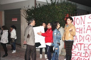 carsic striscioni prefettura cantone sito