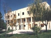 Senza stipendio da quasi dieci mesi, lavoratrice colta da ischemia