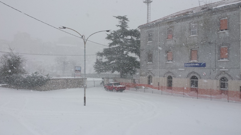 San Silvestro ‘gelato’ per 50 viaggiatori delle ferrovie bloccati a Larino