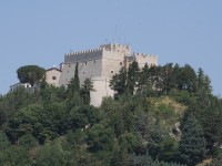 I Cinque Stelle: via le antenne dal Castello Monforte