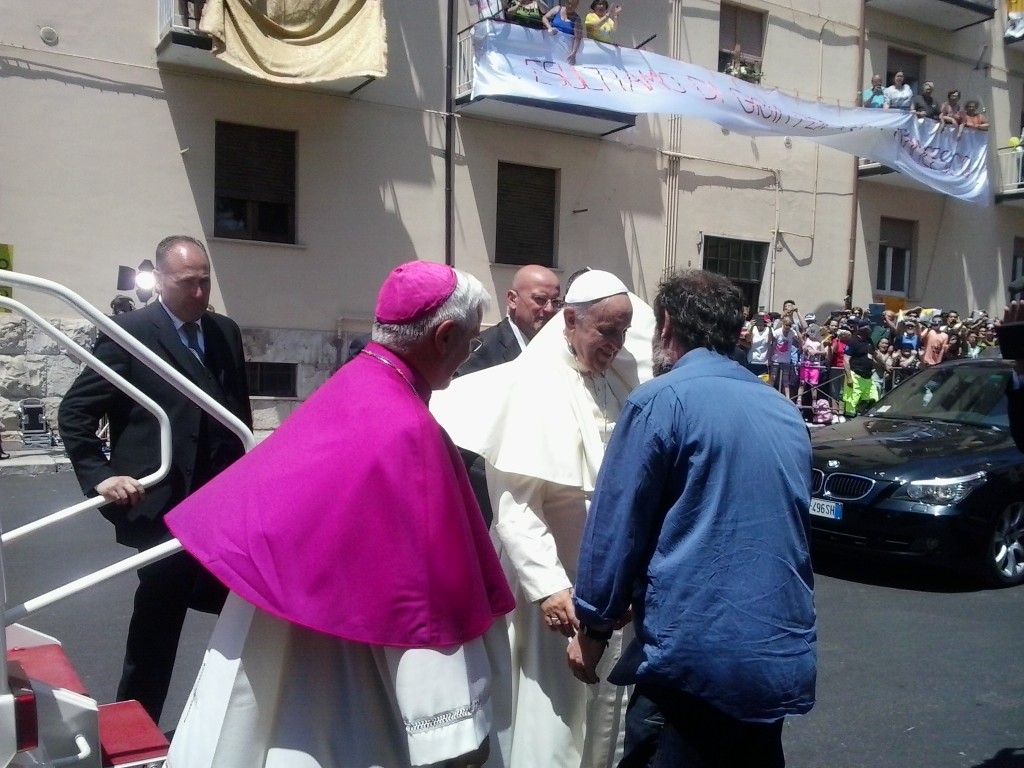 L’ex asilo diventa centro servizi per i poveri ‘Casa degli Angeli papa Francesco’