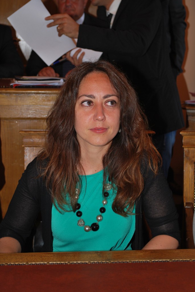 Guerra ai ricchi che vivono nelle case popolari