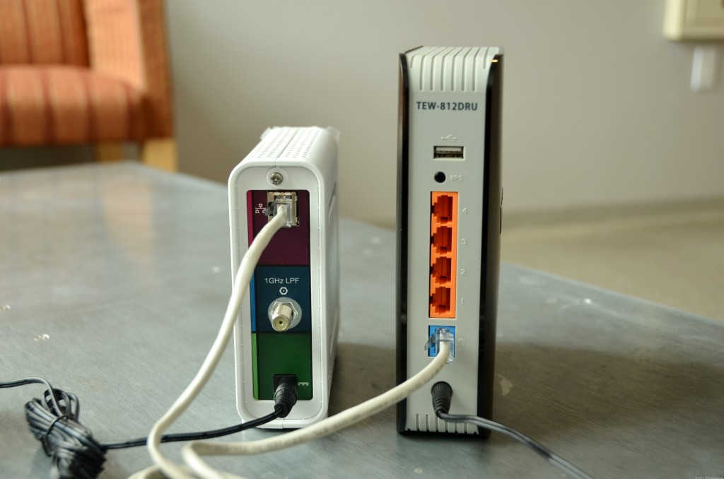 Denuncia il furto (mai avvenuto) di un modem. Corriere albanese nei guai